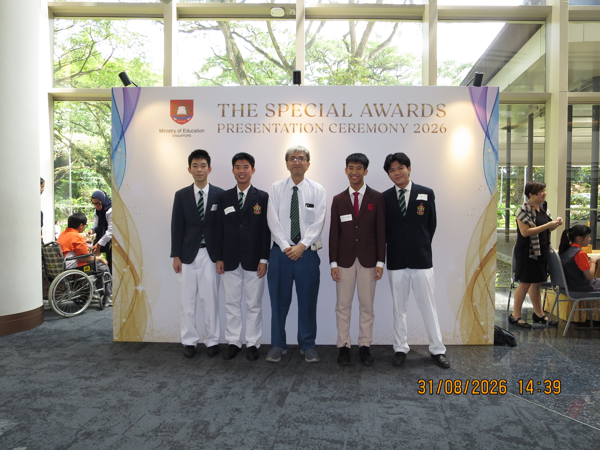 Leading physics tuition